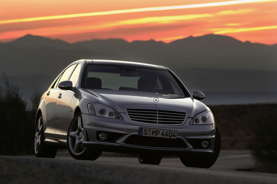  Mercedes-Benz S65 AMG 2007 года  (фото 10 из 27)